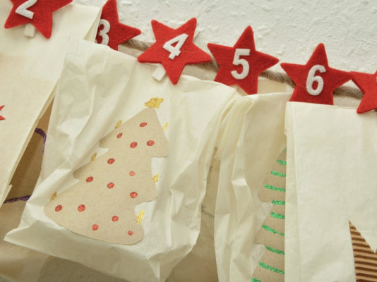 Calendrier de l’Avent sur le blog – fond d’écran à télécharger !